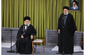 نگاهی به دست بیگانگان نداریم