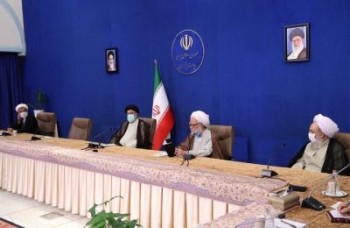 مردم همچنان به روحانیت اعتماد دارند