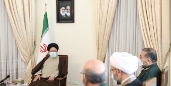 هر روز که می‌گذرد ثمرات بسیج بیشتر شامل حال ملت ایران می شود