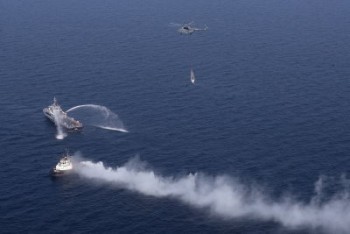 رزمایش مشترک نیروهای دریایی ایران، روسیه و چین آغاز شد