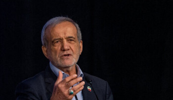 باید به اندیشه‌های سعدی رجوع کنیم