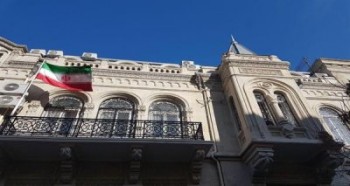سفارت ایران در باکو مورد تعرض قرار گرفت