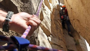 صخره نوردی زنان در کوه های استان اصفهان ممنوع شد