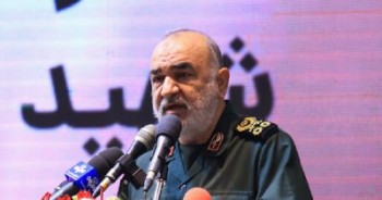 در چهره مردم ایران اصلا خستگی دیده نمی‌شود