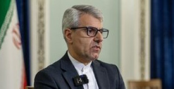 نه «دیکته»، نه «اخاذی»
