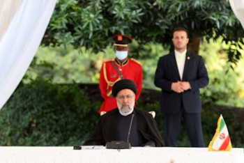 تمام تلاش ما جلوگیری از خام فروشی است