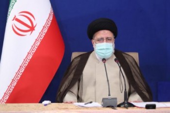 در حوزه فرهنگ، علم، اخلاق و معنویت متفاوت تر از گذشته عمل شود