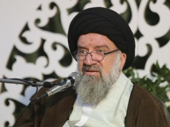 جدایی دین از سیاست برابر با تکذیب امام علی(ع) است