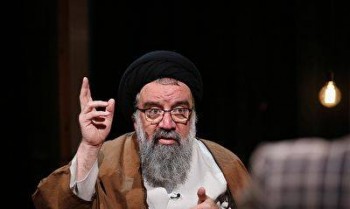 فضای مجازی که توسط آمریکا و انگلیس اداره شود سگ هار است فضای مجازی که توسط آمریکا و انگلیس اداره شود سگ هار است