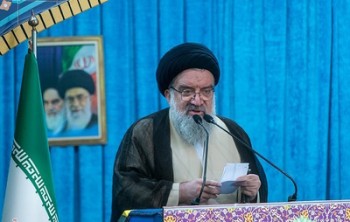 دل مردم متدین از بی‌حجابی ها خون است