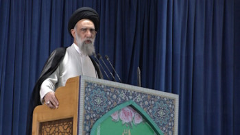 وادادگی خیانت به خون شهداست وادادگی خیانت به خون شهداست