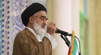 رهبر انقلاب اسلامی رهبر تربیتی دنیاست 