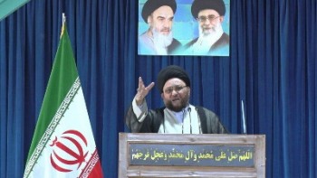 مردم نباید خود را ببازند