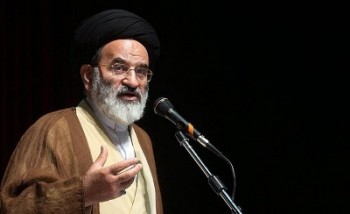 دشمن امید بسته است که مردم را به خیابان‌ها بکشاند