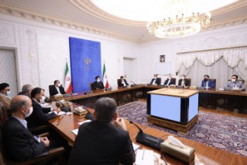 دستگاه‌های اجرایی و انتظامی از قاچاق کالاهای اساسی جلوگیری کنند