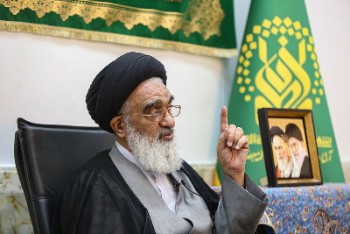 روحانیت با تبلیغات فضای مجازی از بین نمی رود