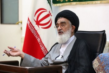 انقلاب جلوی فساد بانوان را گرفت