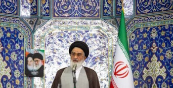 همه ملت به دهان دشمن می‌کوبد