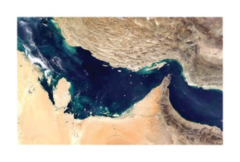 تردد از تنگه هرمز امکان‌پذیر نمی‌باشد