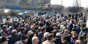 بازنشستگان تأمین اجتماعی ایران باز هم تجمع کردند