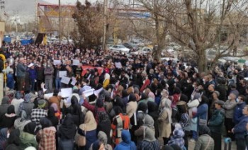معلمان سراسر ایران برای چندمین بار اعتراض کردند