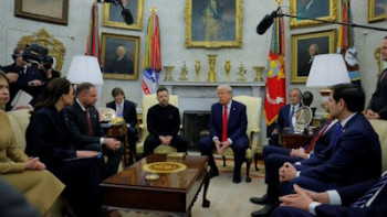 گفتگو در کاخ سفید به مشاجره کشید