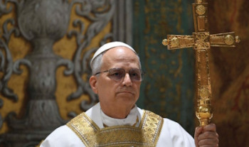 حمله ترامپ به رهبر کاتولیک‌های جهان