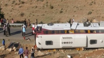 مقصران واژگونی اتوبوس خبرنگاران در نقده مشخص شدند
