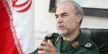 همه ستمگران بسیج شده‌اند تا پرچم نظام را پایین بکشند
