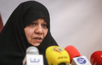 با کسانی که در مدارس درباره مسائل جنسی صحبت می کنند برخورد شود