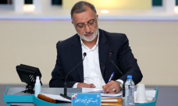 علیرضا زاکانی به نفع رئیسی انصراف داد
