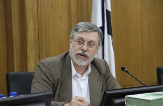شهردار تهران برای مصوبات شورای شهر تره هم خورد نمی کند