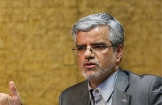 مداحان، تئوریسین‌های مذهبی و سیاسی ایران شده اند