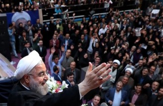 حسن روحانی: لطفا شما دم از آزادی نزنید که آزادی خجالت می‌کشد