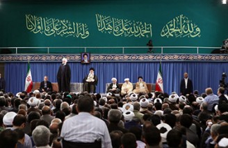 روحانی: آمریکا با تغییر لحن و سخن کاری از پیش نخواهد برد