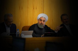 روحانی: برخی ها دماسنج‌های انقلاب و تقوا را از کجا پیدا کرده اند؟