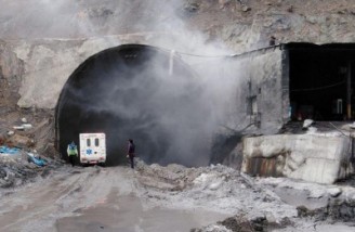 11 کارگر در آتش سوزی تونل البرز کشته و مصدوم شدند