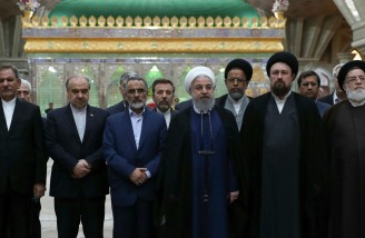 حسن روحانی: امام خمینی هیچ‌گاه نگفت همه با من