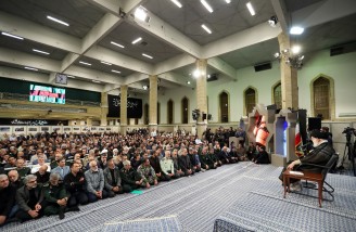 رهبر انقلاب: اگر پیام دوران جنگ ۸ ساله را به درستی بشنویم، دچار ترس و اندوه نخواهیم شد