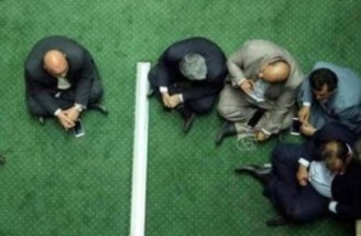نمی شود هر کسی هر غلطی دلش خواست انجام بدهد