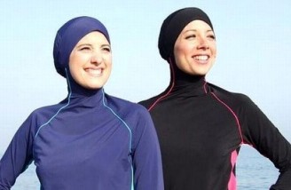 شرکت بانوان مسلمان با پوشش کامل در مسابقات شنای انگلستان