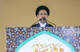 باید عالمانه و مؤدبانه گفتگو کنیم