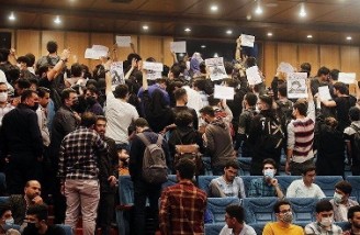 باید دانشگاه ها را از طریق ممنوع‌الورودی آرام کنیم