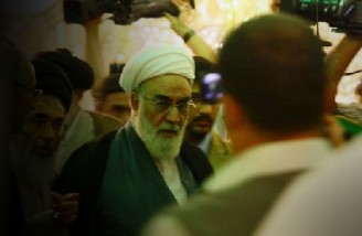 رئیس دفتر رهبر انقلاب دونالد ترامپ را یک نازی زاده خواند