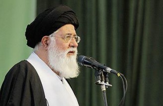 علم الهدی: مردم مقاومت کنند تا حرم امام رضا ویران نشود