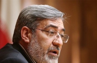 وزیر کشور ایران: در مورد حجاب و عفاف کوتاه نمی آییم