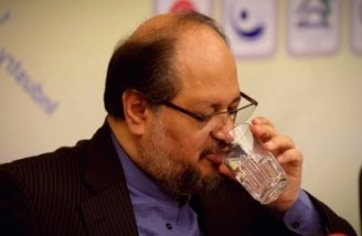 وزیر رفاه ایران: حقوق های نجومی از گوشت سگ هم حرام‌تر است