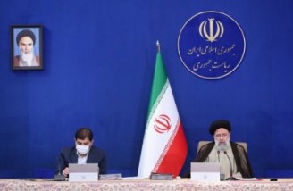 به حقوق نجومی باید خاتمه داده شود