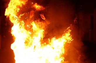 چهارشنبه سوری| سرخی تو از من