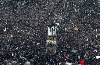 خشم و اندوه در تشییع پیکر سپهبد شهید سلیمانی